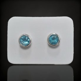 Apatit ezüst fülbevaló