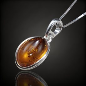 Borostyán ezüst medál