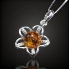 Borostyán ezüst medál