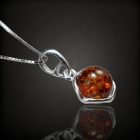 Borostyán ezüst medál