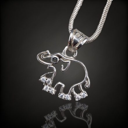 Elefánt ezüst medál