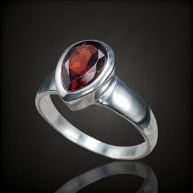 Gránát ezüst gyűrű