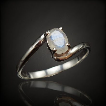 Holdkő ezüst gyűrű