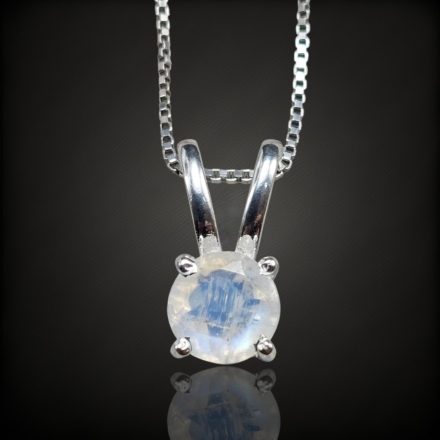 Holdkő ezüst medál