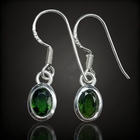Króm-diopszid ezüst fülbevaló