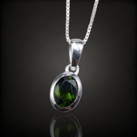 Króm-diopszid ezüst medál