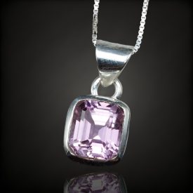 Kunzit ezüst medál