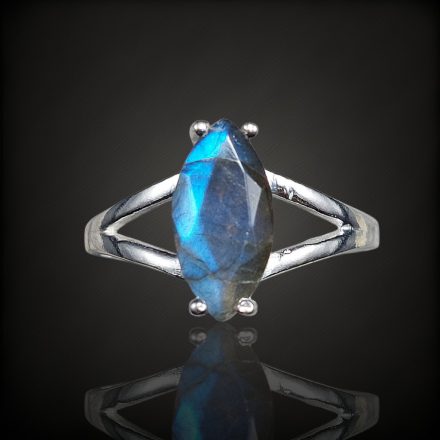 Labradorit ezüst gyűrű