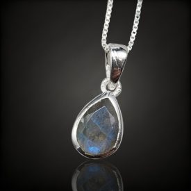 Labradorit ezüst medál