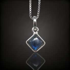 Labradorit ezüst medál