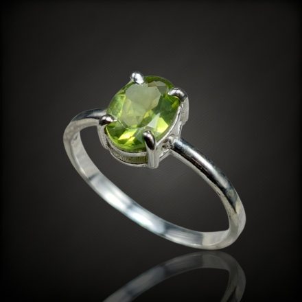 Olivin ezüst gyűrű