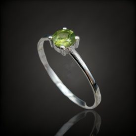 Olivin ezüst gyűrű