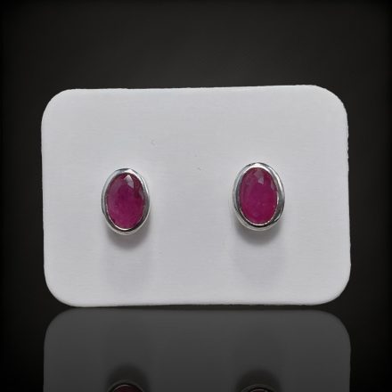 Rubin ezüst fülbevaló