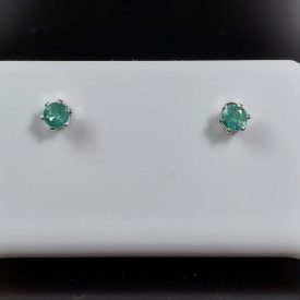 Smaragd ezüst fülbevaló