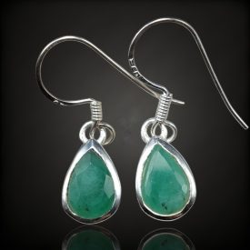 Smaragd ezüst fülbevaló