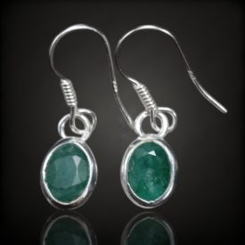 Smaragd ezüst fülbevaló