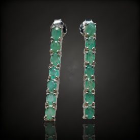 Smaragd ezüst fülbevaló