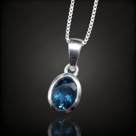 Topáz ezüst medál